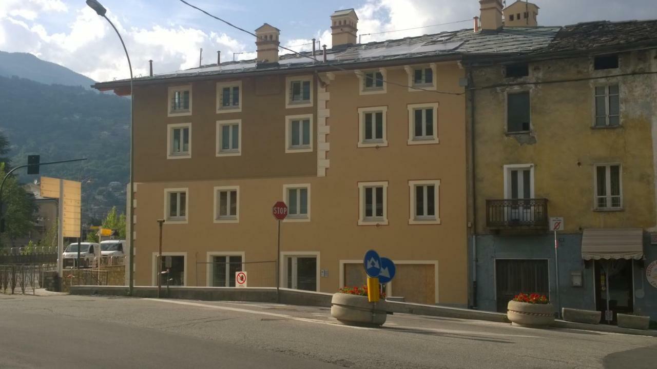 Ferienwohnung Casa Bellini Aosta Exterior foto