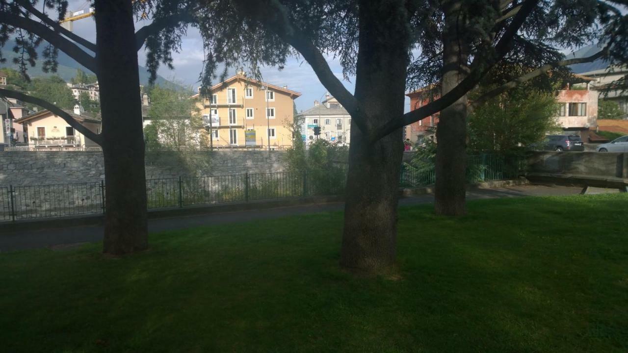 Ferienwohnung Casa Bellini Aosta Exterior foto